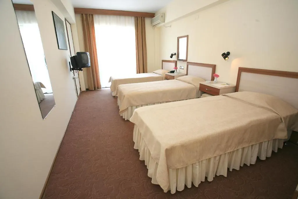Saturn Hotel Κουσάντασι