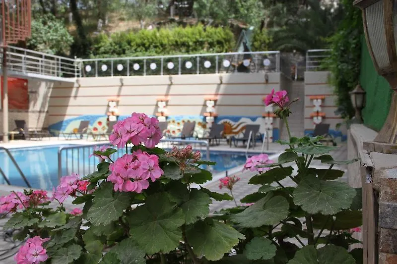 Saturn Hotel Kuşadası