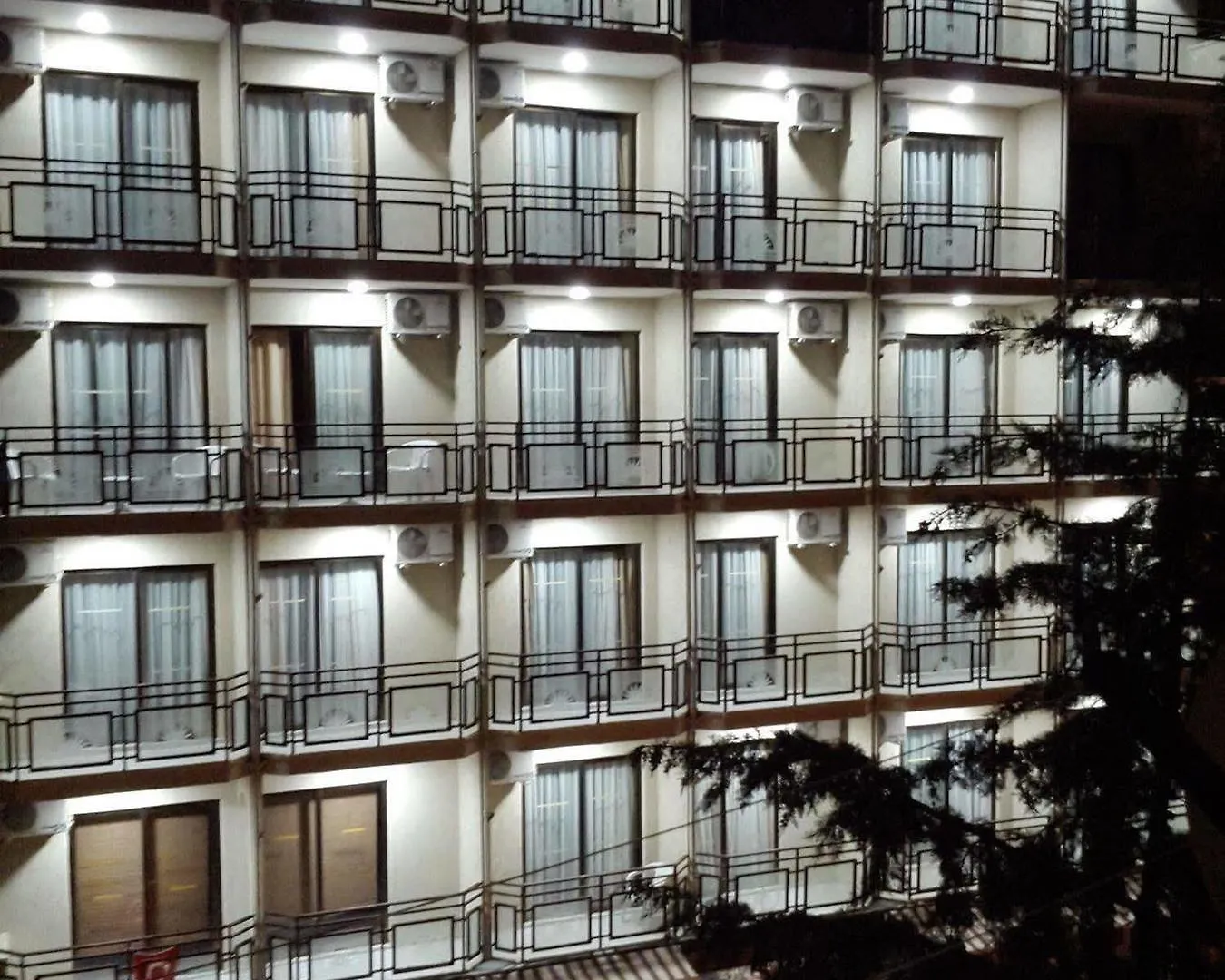 Saturn Hotel Kusadası